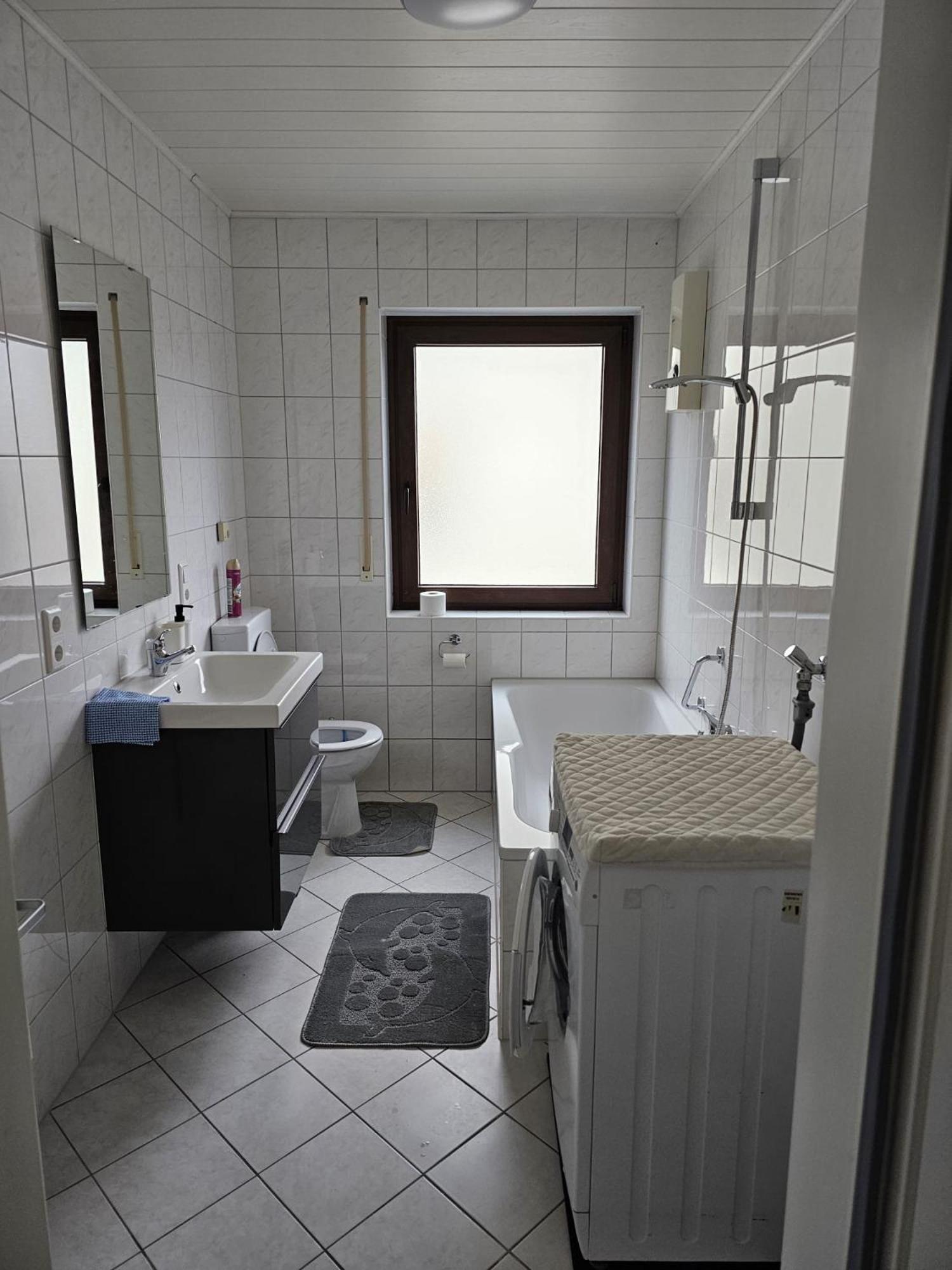 Gemuetliche Ferienwohnung Mülheim-Kärlich Exteriör bild