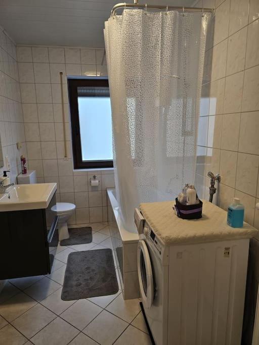 Gemuetliche Ferienwohnung Mülheim-Kärlich Exteriör bild