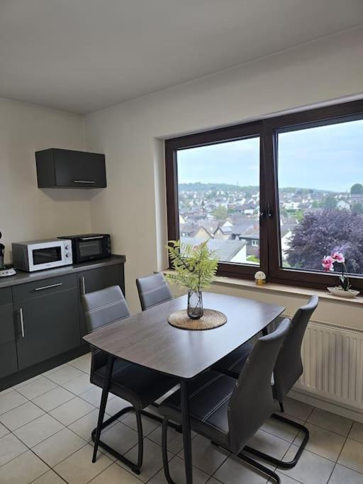 Gemuetliche Ferienwohnung Mülheim-Kärlich Exteriör bild